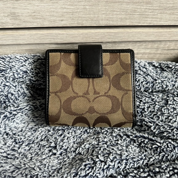 Small Coach wallet - Picture 2 of 4